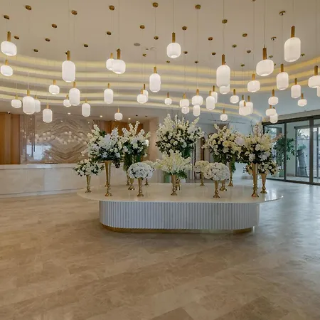 فندق Mirada Exclusive 5*